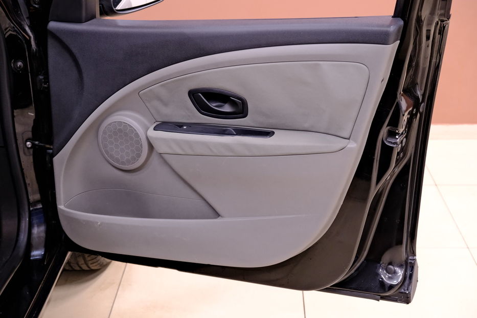 Продам Renault Megane 2011 года в Одессе