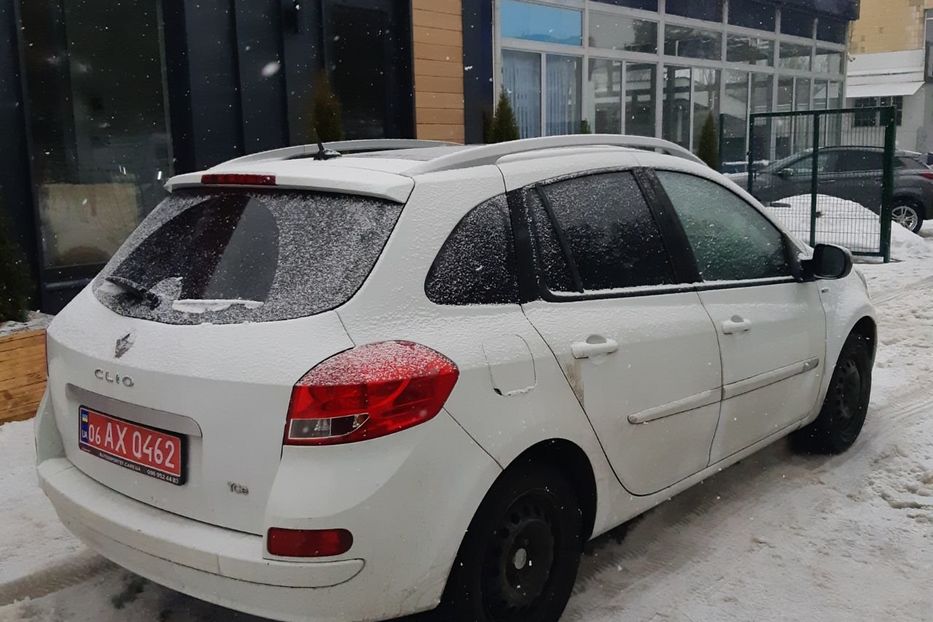 Продам Renault Clio 1.2 бенз,4-ох циліндр турбо 2011 года в Житомире