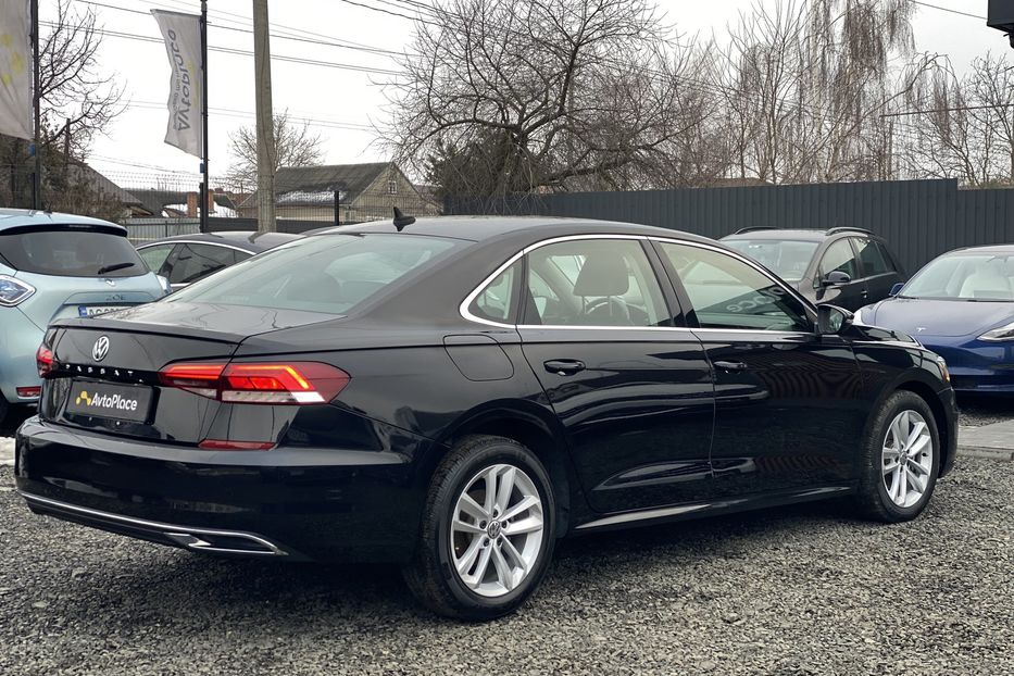 Продам Volkswagen Passat B8 2020 года в Луцке