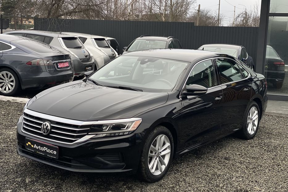 Продам Volkswagen Passat B8 2020 года в Луцке