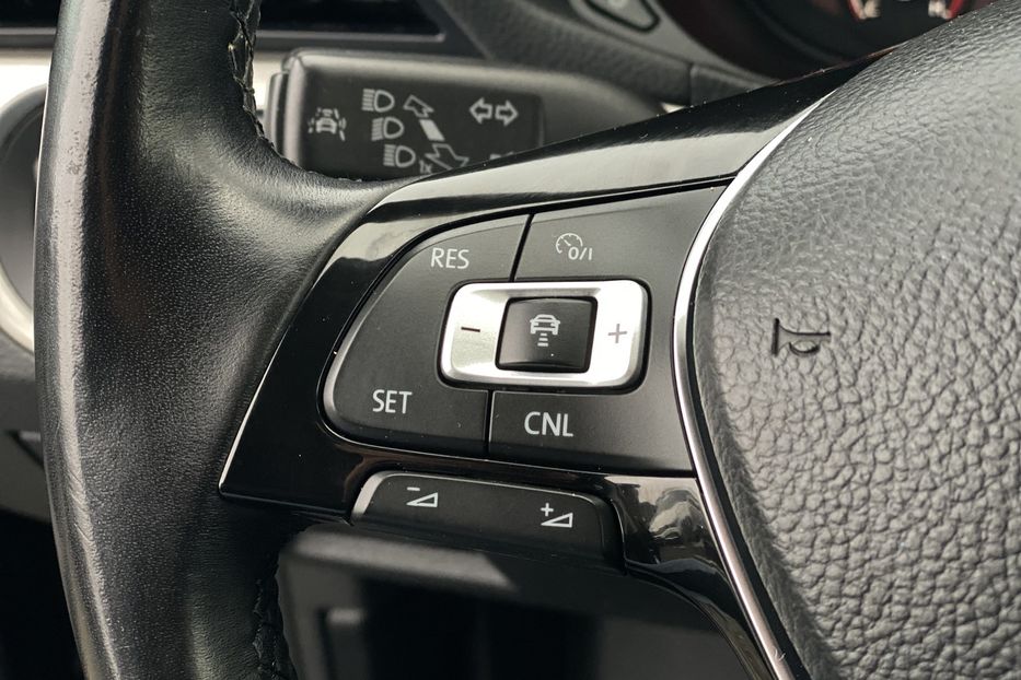 Продам Volkswagen Passat B8 2020 года в Луцке