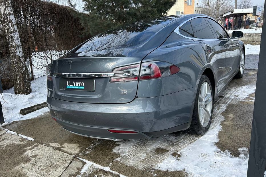 Продам Tesla Model S 85кВт 2014 года в Черновцах