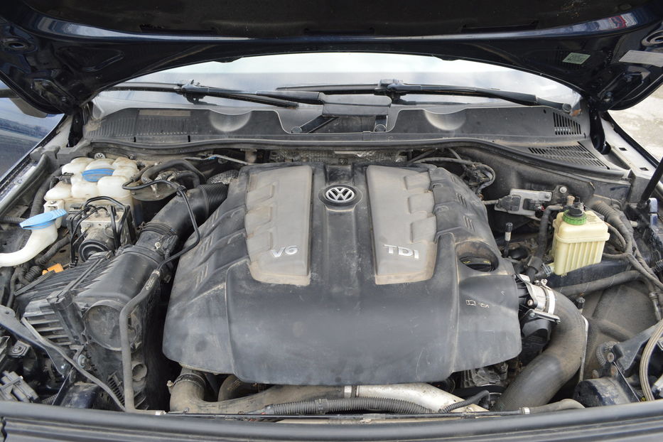 Продам Volkswagen Touareg 2014 года в Одессе