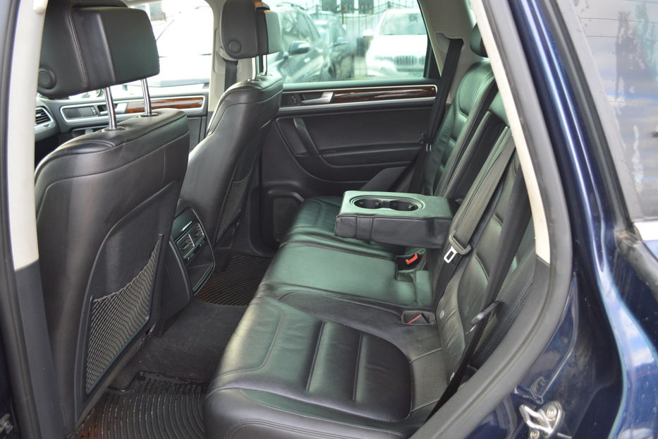 Продам Volkswagen Touareg 2014 года в Одессе