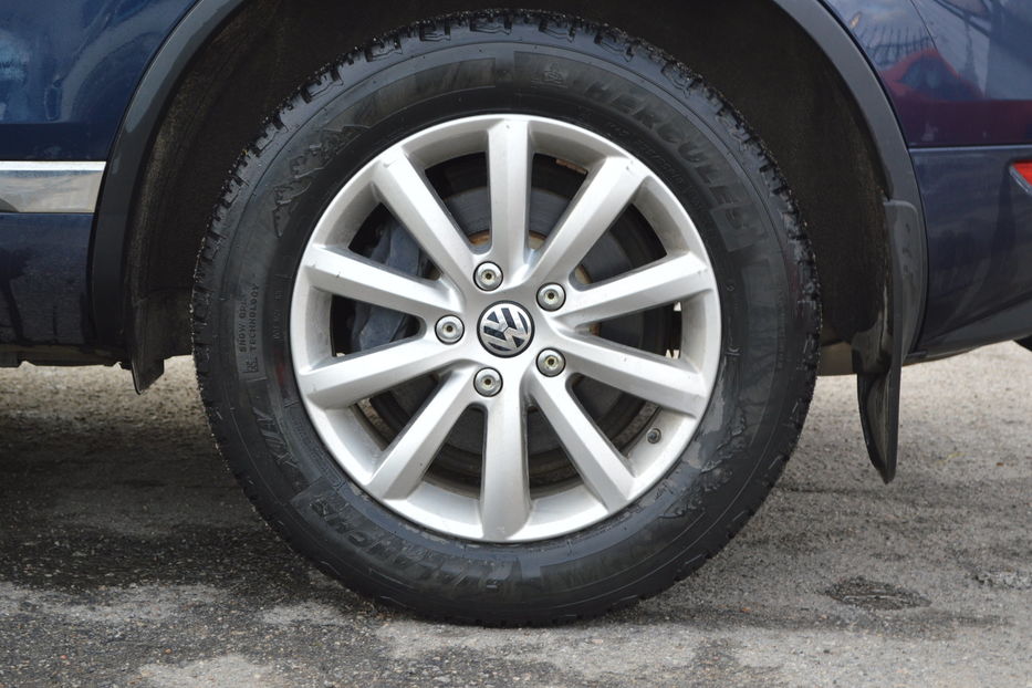 Продам Volkswagen Touareg 2014 года в Одессе