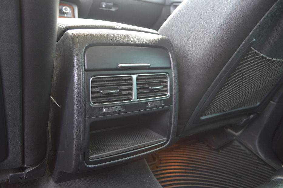 Продам Volkswagen Touareg 2014 года в Одессе