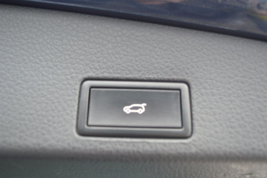 Продам Volkswagen Touareg 2014 года в Одессе