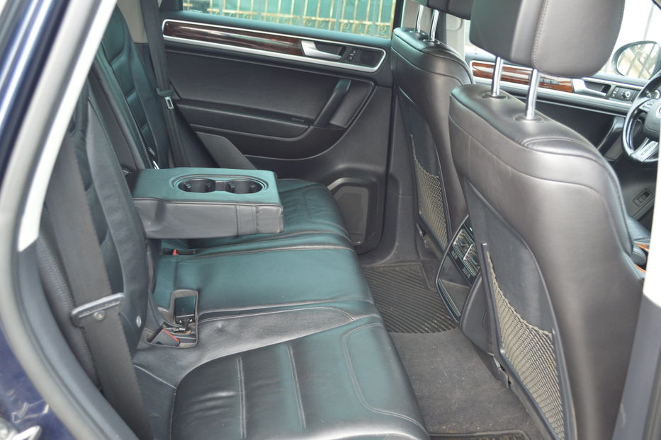 Продам Volkswagen Touareg 2014 года в Одессе