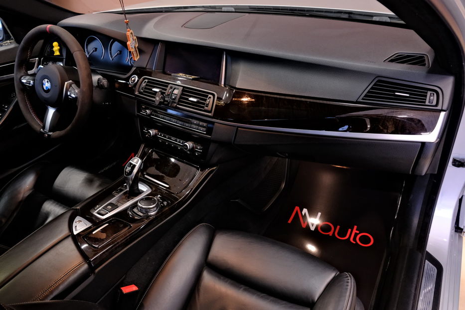 Продам BMW 535 535i 2015 года в Одессе