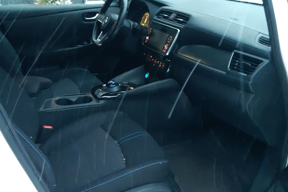 Продам Nissan Leaf 2018 года в Житомире