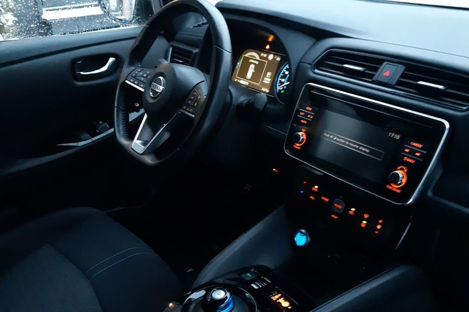 Продам Nissan Leaf 2018 года в Житомире