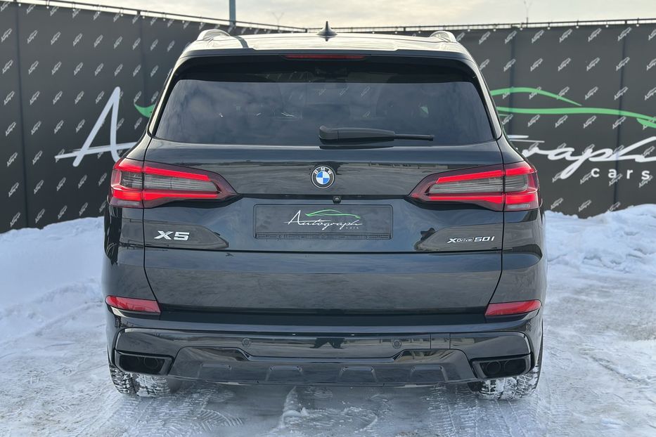 Продам BMW X5 X-Line Xdrive50i 2020 года в Киеве
