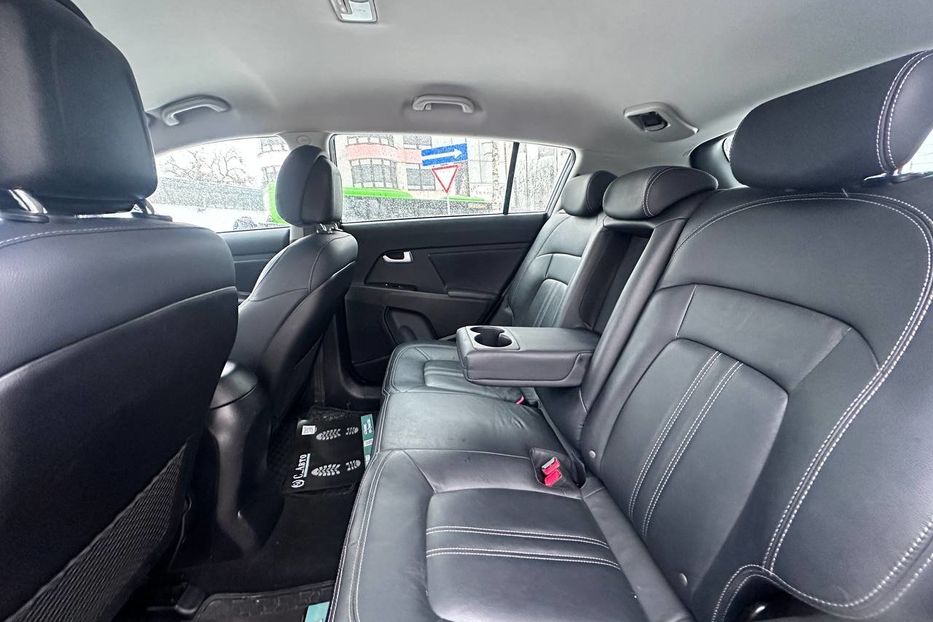 Продам Kia Sportage 2015 года в Черновцах