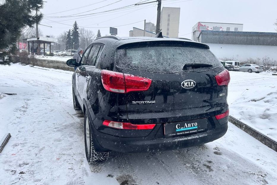 Продам Kia Sportage 2015 года в Черновцах