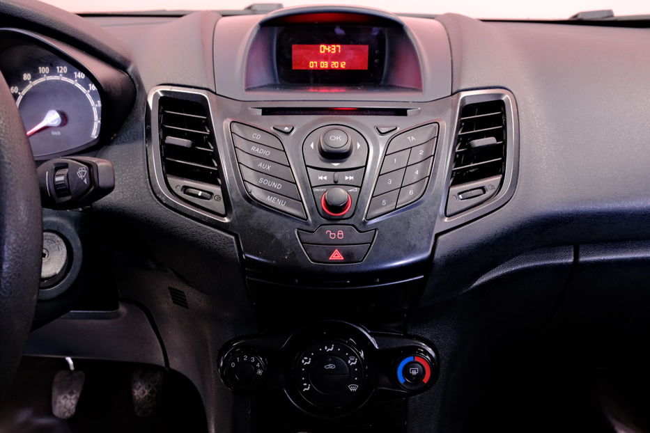 Продам Ford Fiesta 2012 года в Одессе