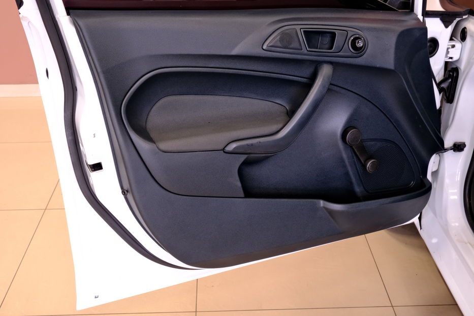 Продам Ford Fiesta 2012 года в Одессе