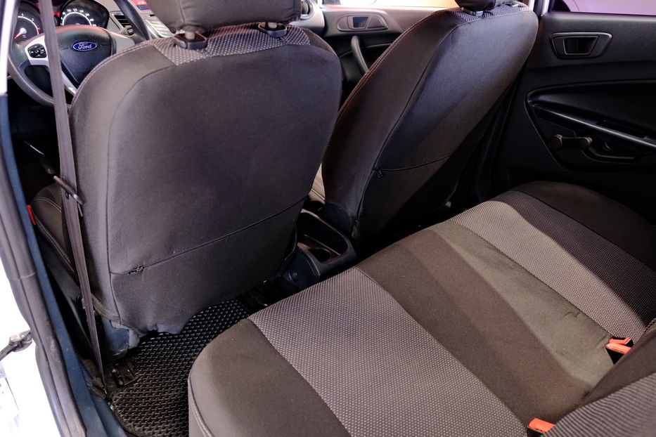 Продам Ford Fiesta 2012 года в Одессе