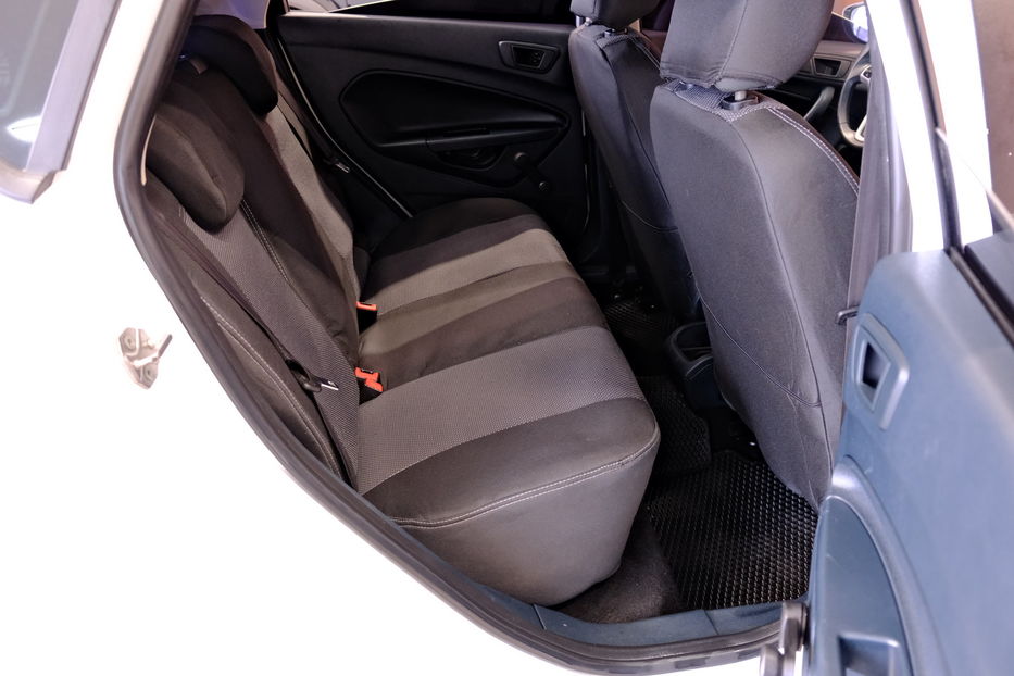 Продам Ford Fiesta 2012 года в Одессе