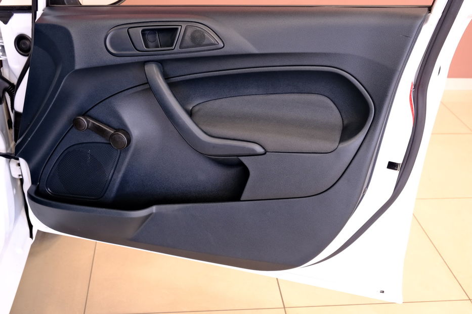 Продам Ford Fiesta 2012 года в Одессе