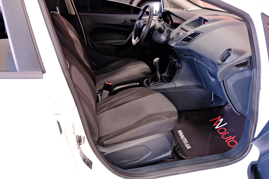 Продам Ford Fiesta 2012 года в Одессе