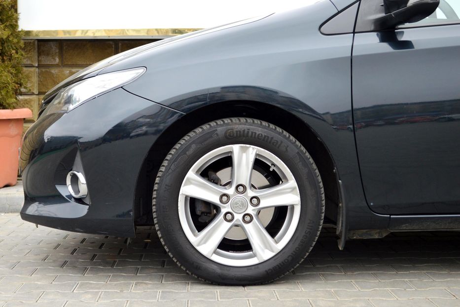 Продам Toyota Auris 2013 года в Одессе