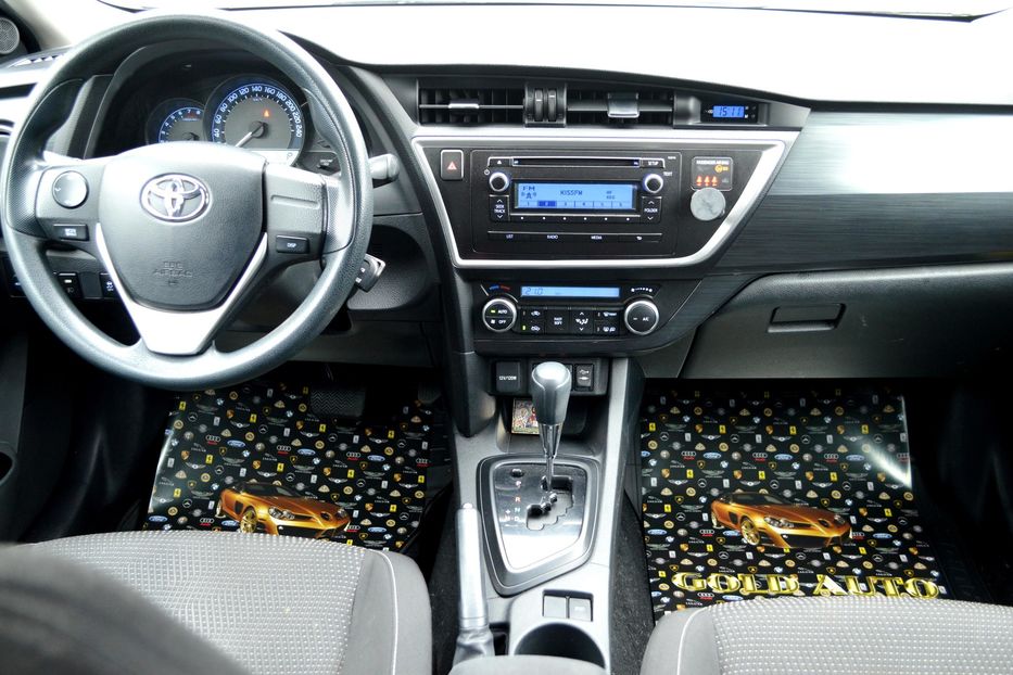 Продам Toyota Auris 2013 года в Одессе