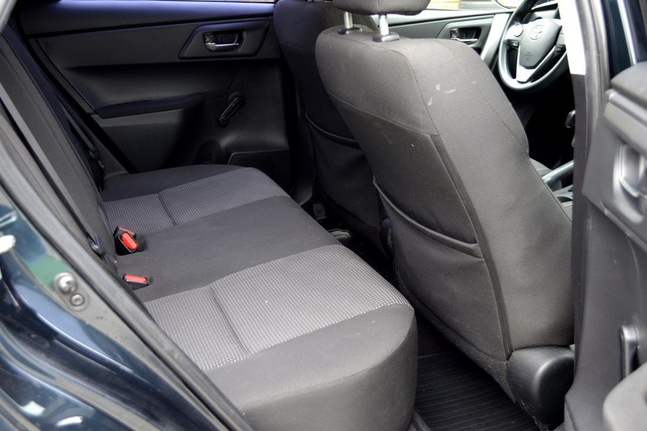 Продам Toyota Auris 2013 года в Одессе