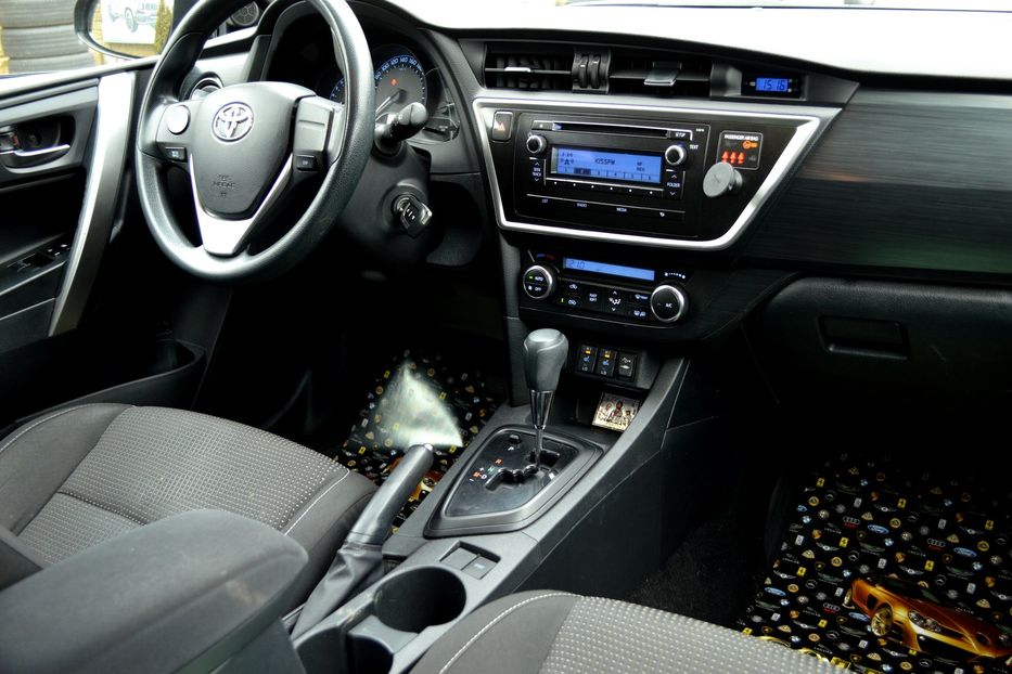 Продам Toyota Auris 2013 года в Одессе