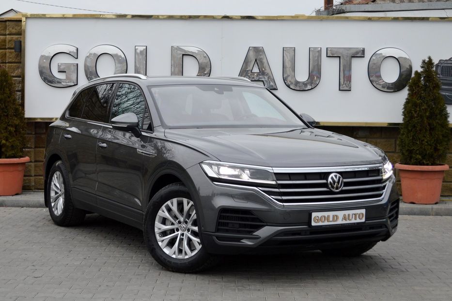 Продам Volkswagen Touareg 2019 года в Одессе