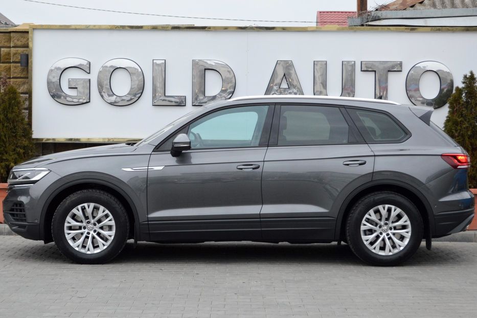 Продам Volkswagen Touareg 2019 года в Одессе