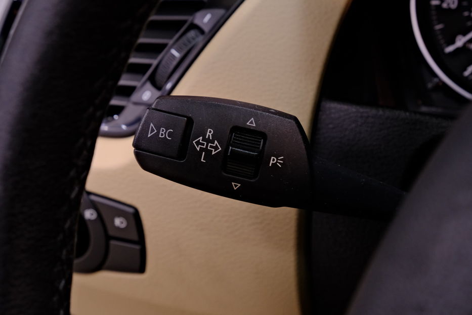 Продам BMW X1 2014 года в Одессе