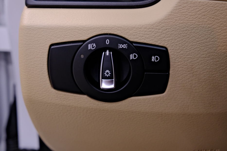 Продам BMW X1 2014 года в Одессе