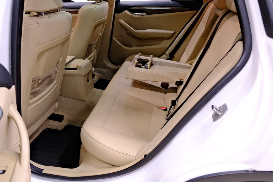 Продам BMW X1 2014 года в Одессе