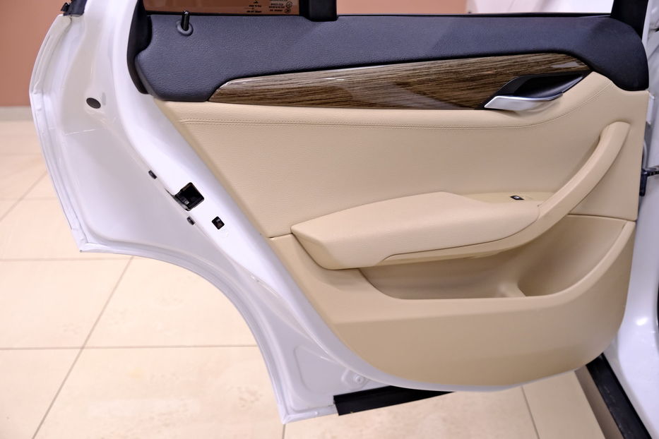 Продам BMW X1 2014 года в Одессе