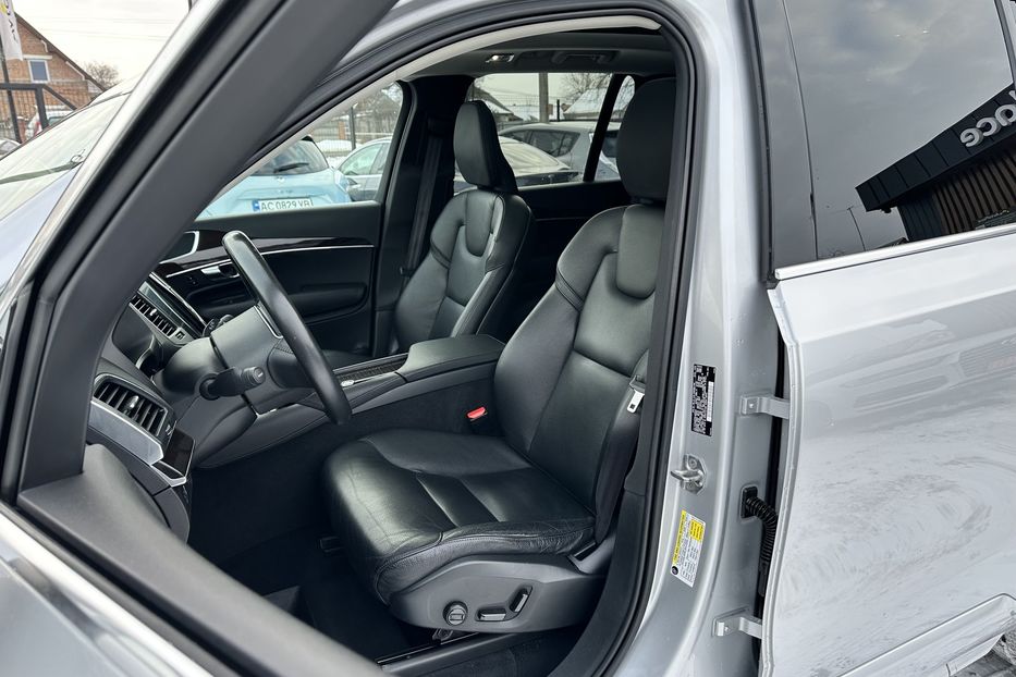 Продам Volvo XC90 2018 года в Луцке