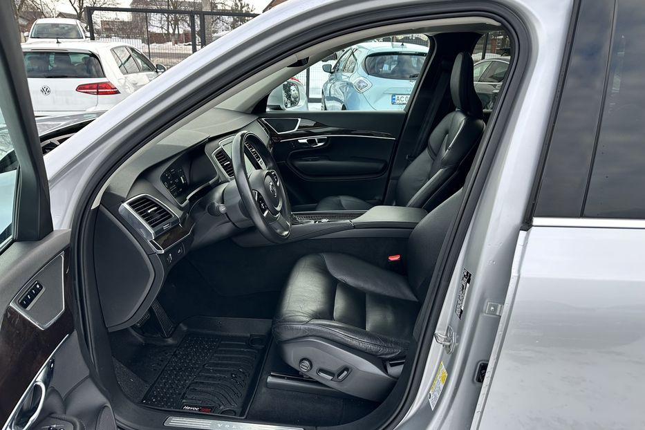 Продам Volvo XC90 2018 года в Луцке