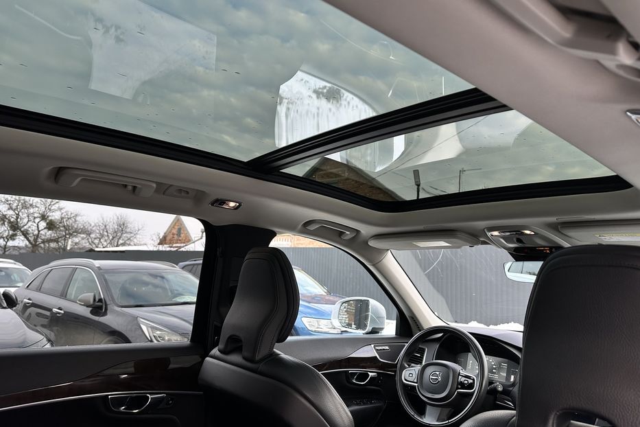 Продам Volvo XC90 2018 года в Луцке