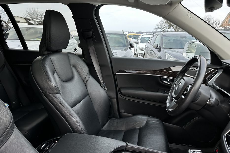 Продам Volvo XC90 2018 года в Луцке