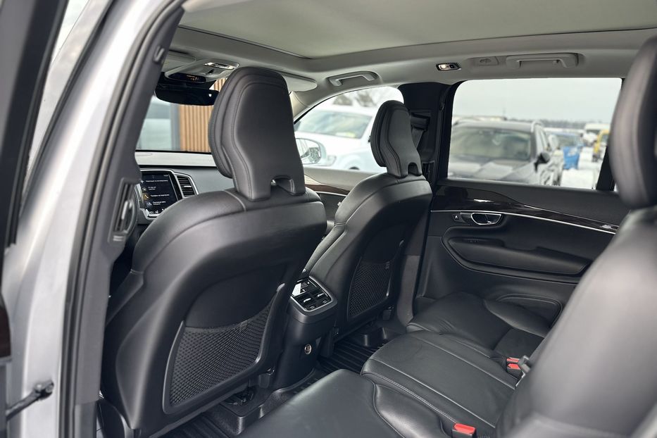 Продам Volvo XC90 2018 года в Луцке