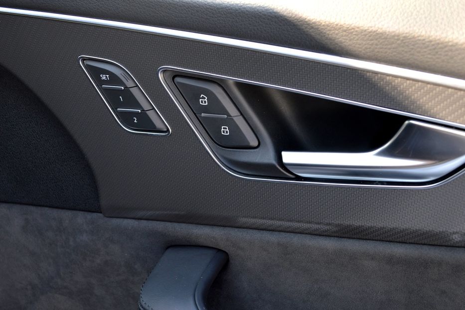 Продам Audi RS Q8 Exclusive 2021 года в Одессе