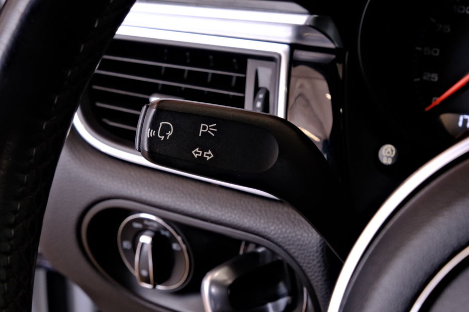 Продам Porsche Macan 2017 года в Одессе