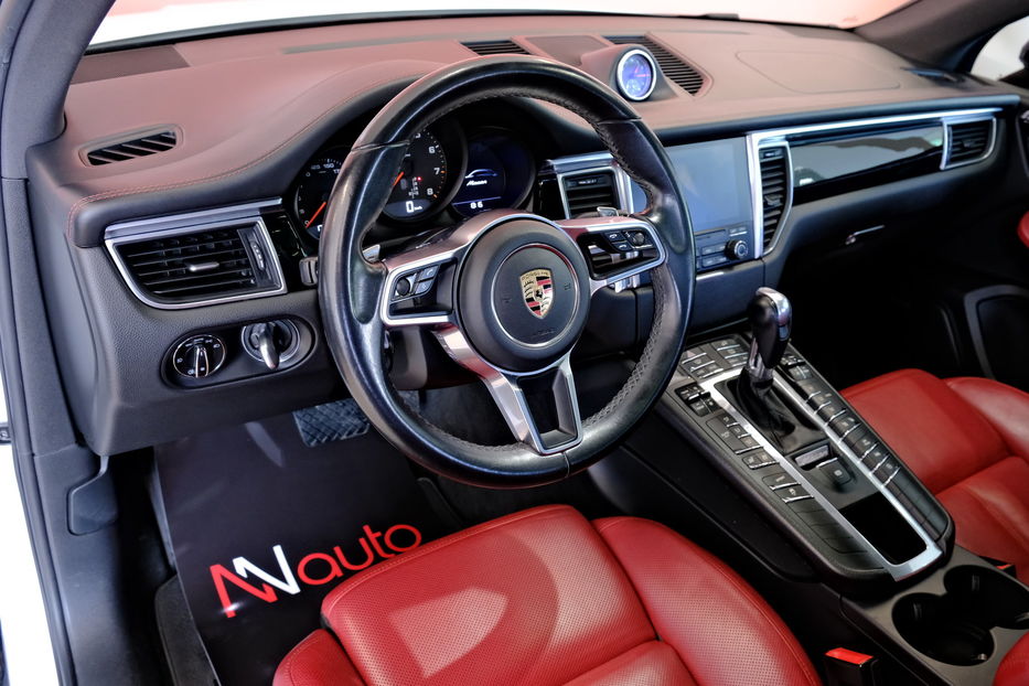 Продам Porsche Macan 2017 года в Одессе
