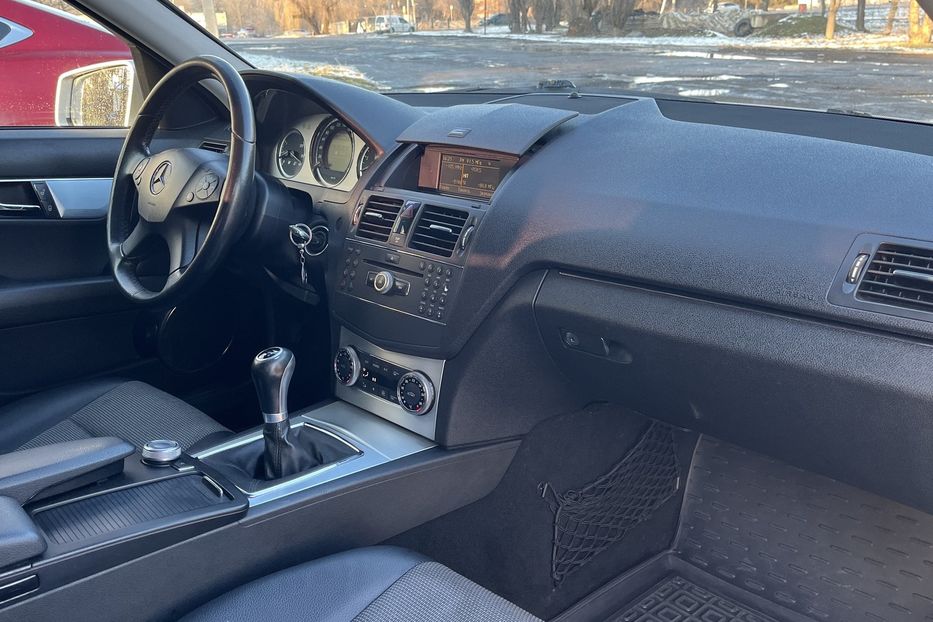 Продам Mercedes-Benz C-Class С180 Kompressor 2009 года в Николаеве
