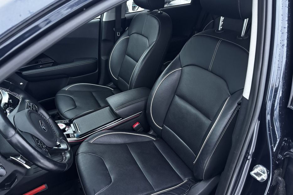 Продам Kia Niro 64квт Авто у Львові 2020 года в Львове