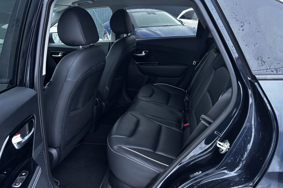 Продам Kia Niro 64квт Авто у Львові 2020 года в Львове