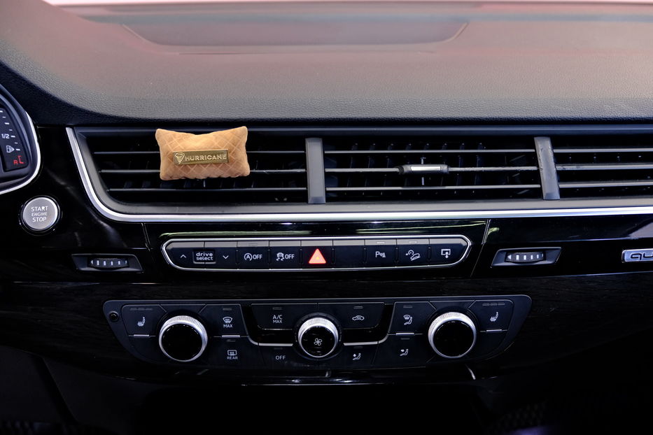 Продам Audi Q7 Premium 2015 года в Одессе