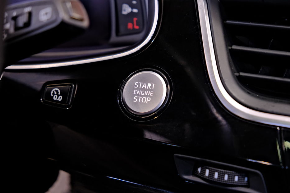 Продам Audi Q7 Premium 2015 года в Одессе