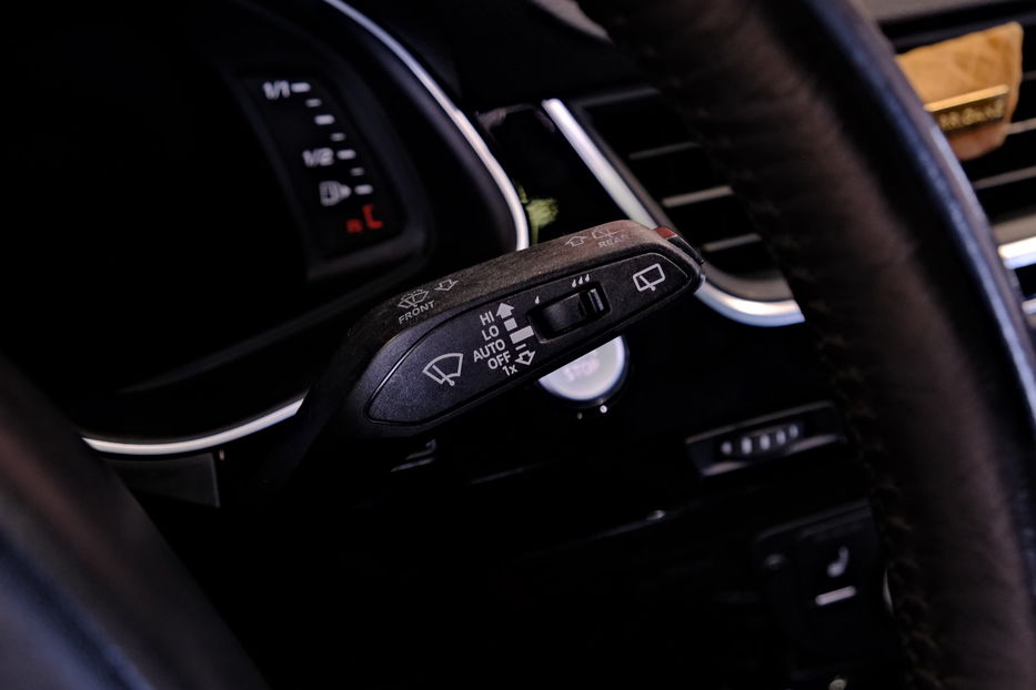 Продам Audi Q7 Premium 2015 года в Одессе