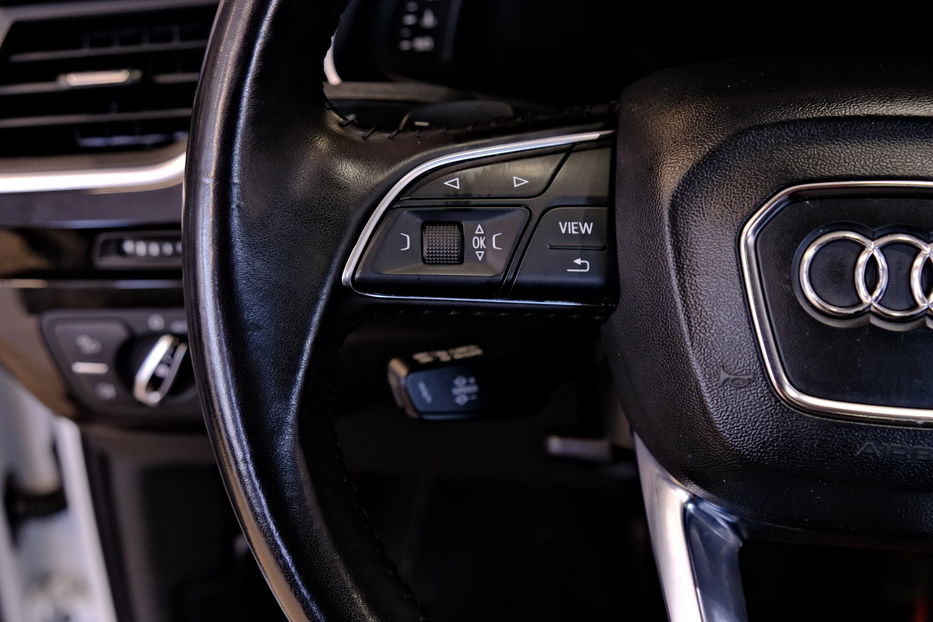 Продам Audi Q7 Premium 2015 года в Одессе