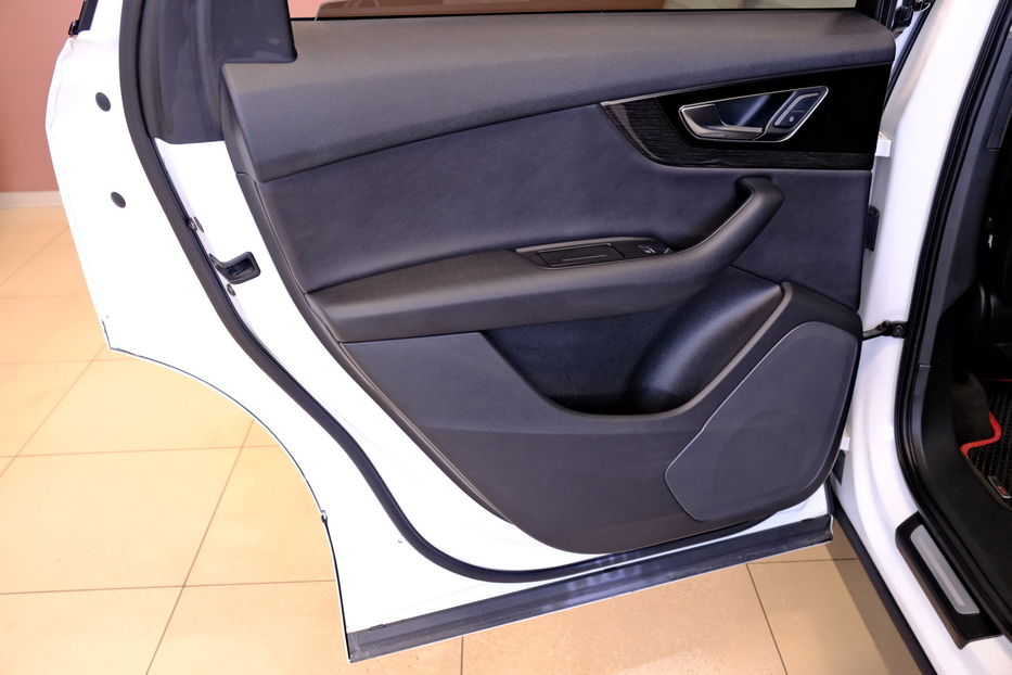 Продам Audi Q7 Premium 2015 года в Одессе